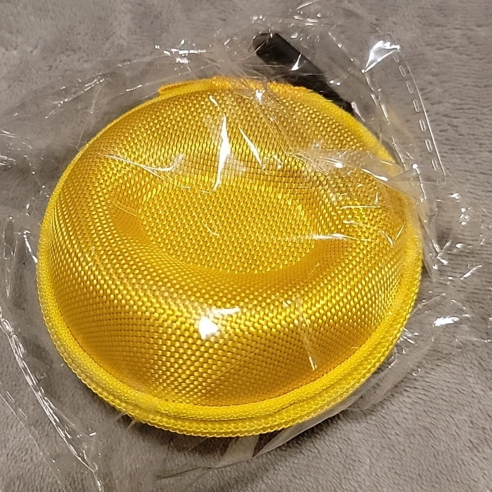 NEW Invicta Bright Yellow Round Travel Protective Zipper Collector Watch Case